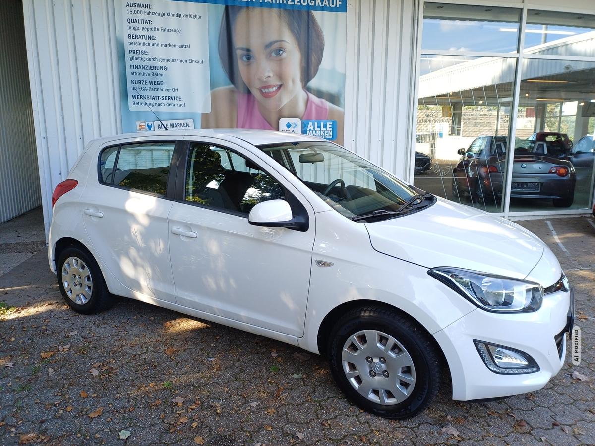 Hyundai i20 1.2 CLASSIC CD MP3 KLIMA MFL ALLWETTER 1 HAND